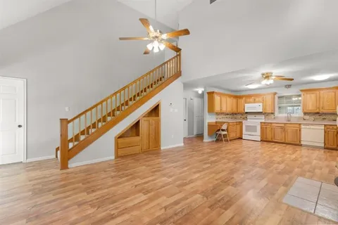 $179,900 | 8270 Frontage Road, Iowa, LA 70647