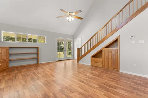 $179,900 | 8270 Frontage Road, Iowa, LA 70647