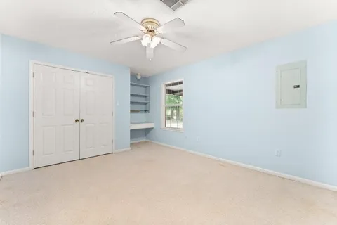 $179,900 | 8270 Frontage Road, Iowa, LA 70647