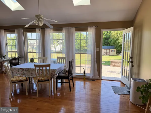 $895,000 | 23601 White Peach Court, Gaithersburg, MD 20882