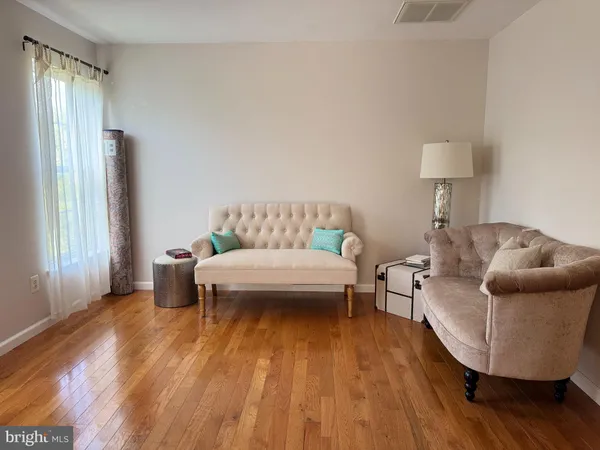 $895,000 | 23601 White Peach Court, Gaithersburg, MD 20882