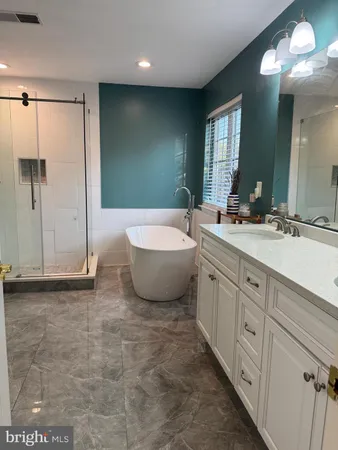 $895,000 | 23601 White Peach Court, Gaithersburg, MD 20882