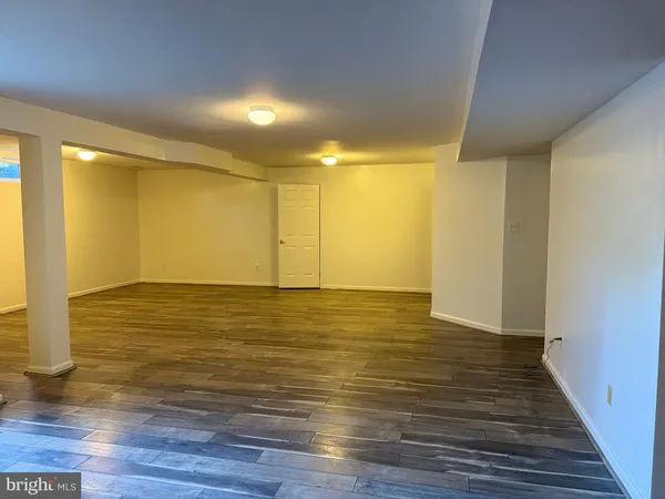 $895,000 | 23601 White Peach Court, Gaithersburg, MD 20882