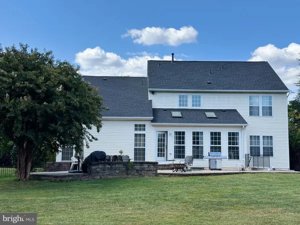 $895,000 | 23601 White Peach Court, Gaithersburg, MD 20882