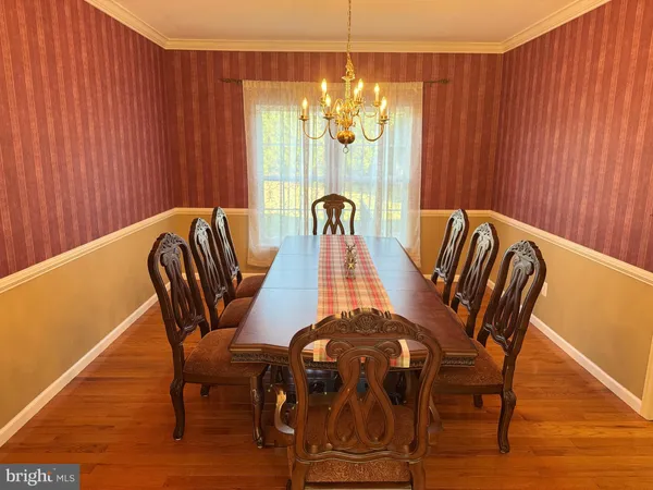 $895,000 | 23601 White Peach Court, Gaithersburg, MD 20882