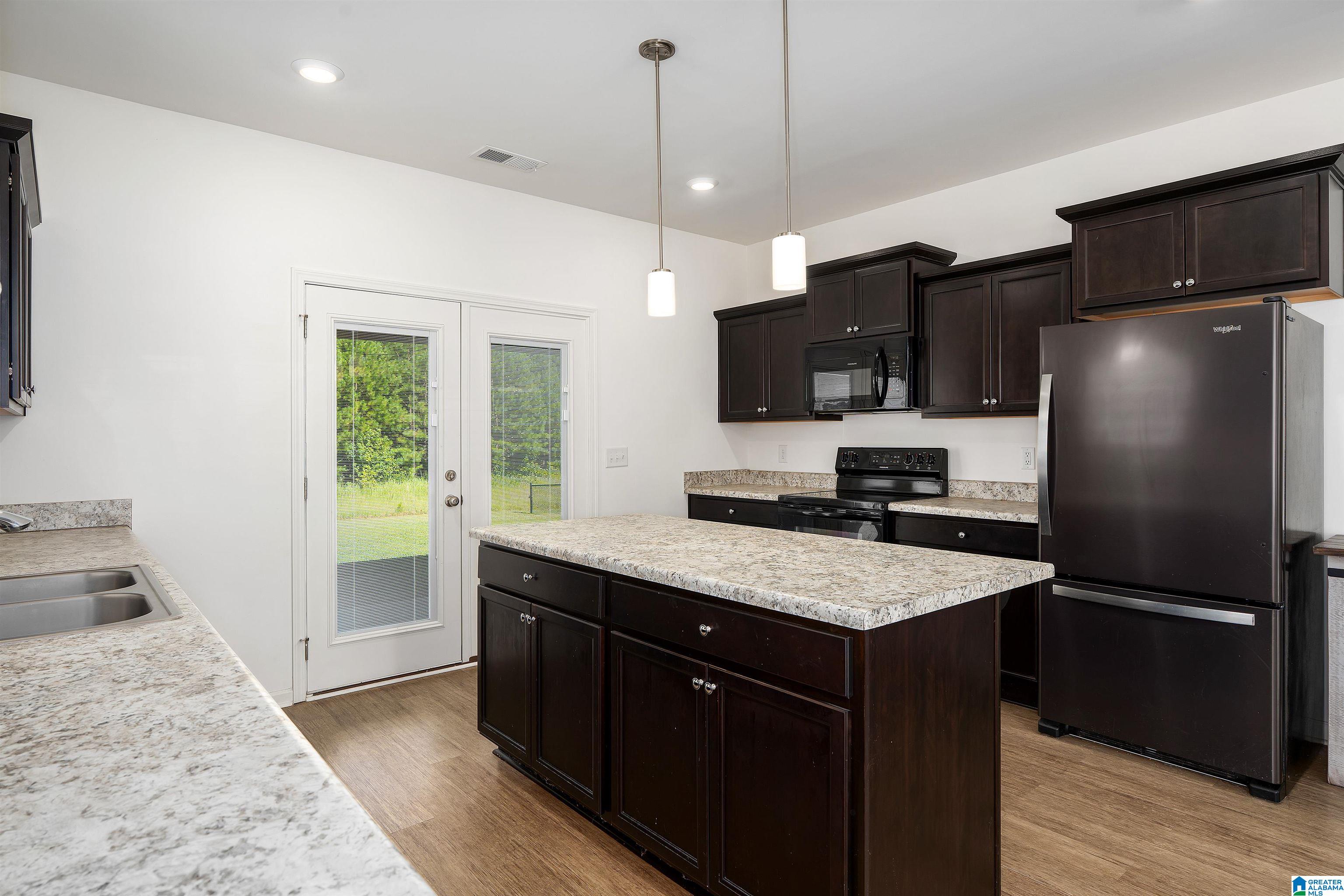 1575 Baxter Avenue Springville, AL 35146 - Photo 13 of 31