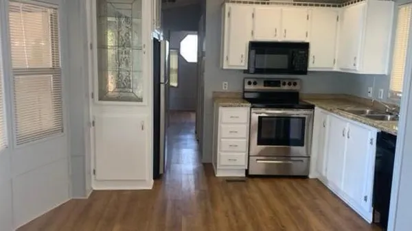 $1,950 | 7750 East Broadway Road, Unit LOT 212, Mesa, AZ 85208
