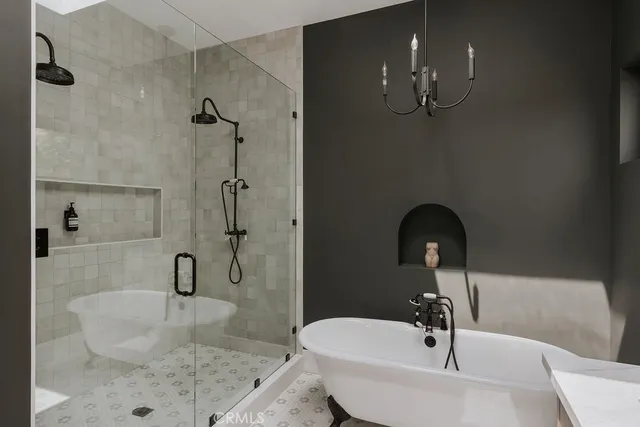 $1,875,000 | 5142 Brynhurst Avenue, Los Angeles, CA 90043