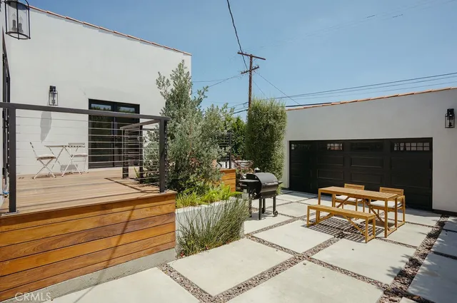 $1,875,000 | 5142 Brynhurst Avenue, Los Angeles, CA 90043