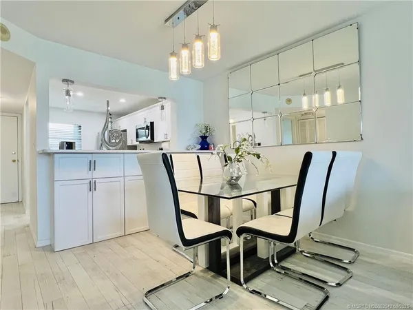 $3,000 | 9400 South Ocean Drive, Unit 707, Jensen Beach, FL 34957