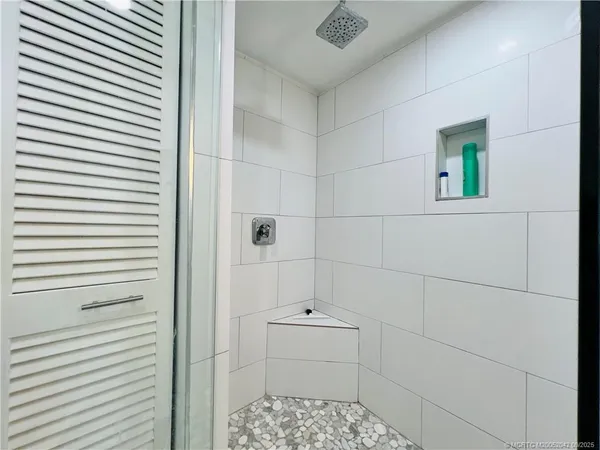 $3,000 | 9400 South Ocean Drive, Unit 707, Jensen Beach, FL 34957