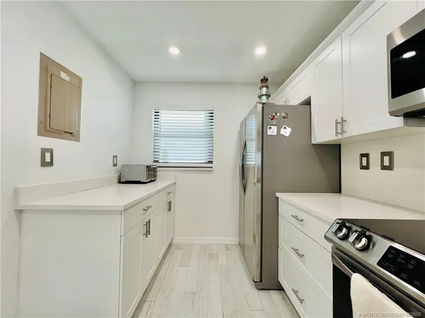 $3,000 | 9400 South Ocean Drive, Unit 707, Jensen Beach, FL 34957