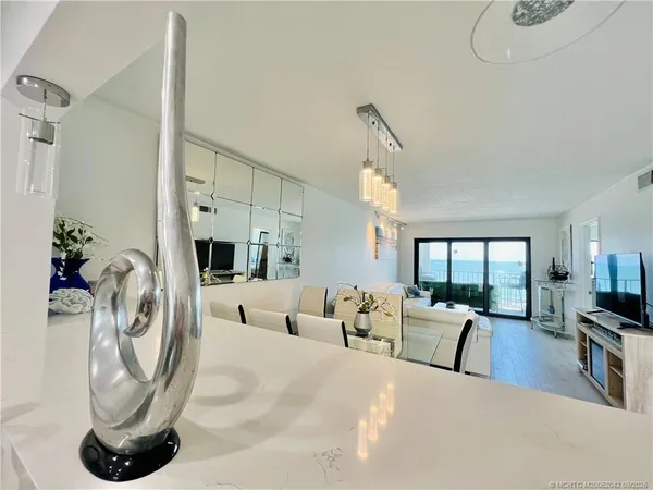 $3,000 | 9400 South Ocean Drive, Unit 707, Jensen Beach, FL 34957