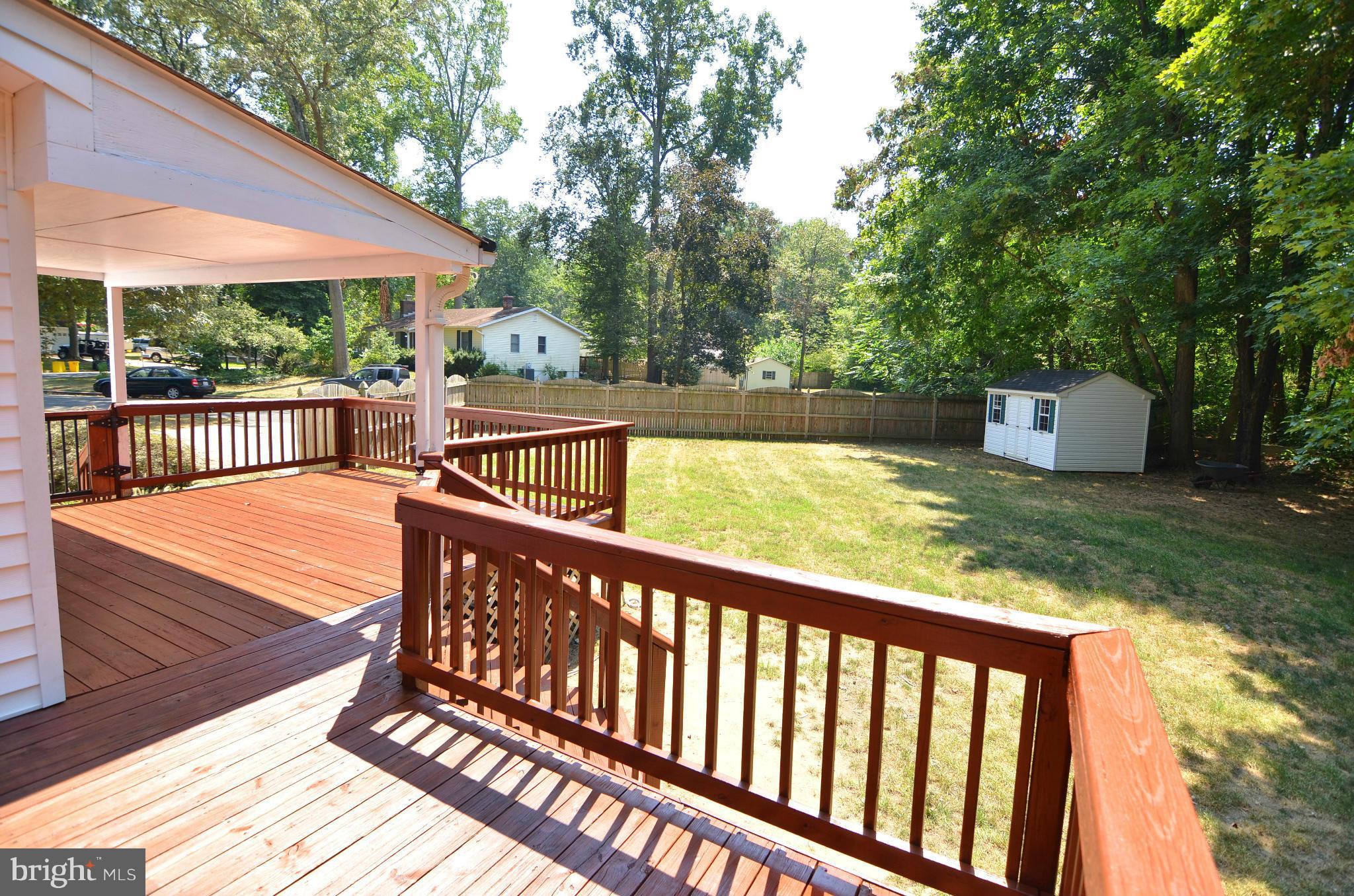 3750 Patuxent Manor Road Davidsonville, MD 21035 - Photo 25 of 30 Exterior (Rear)