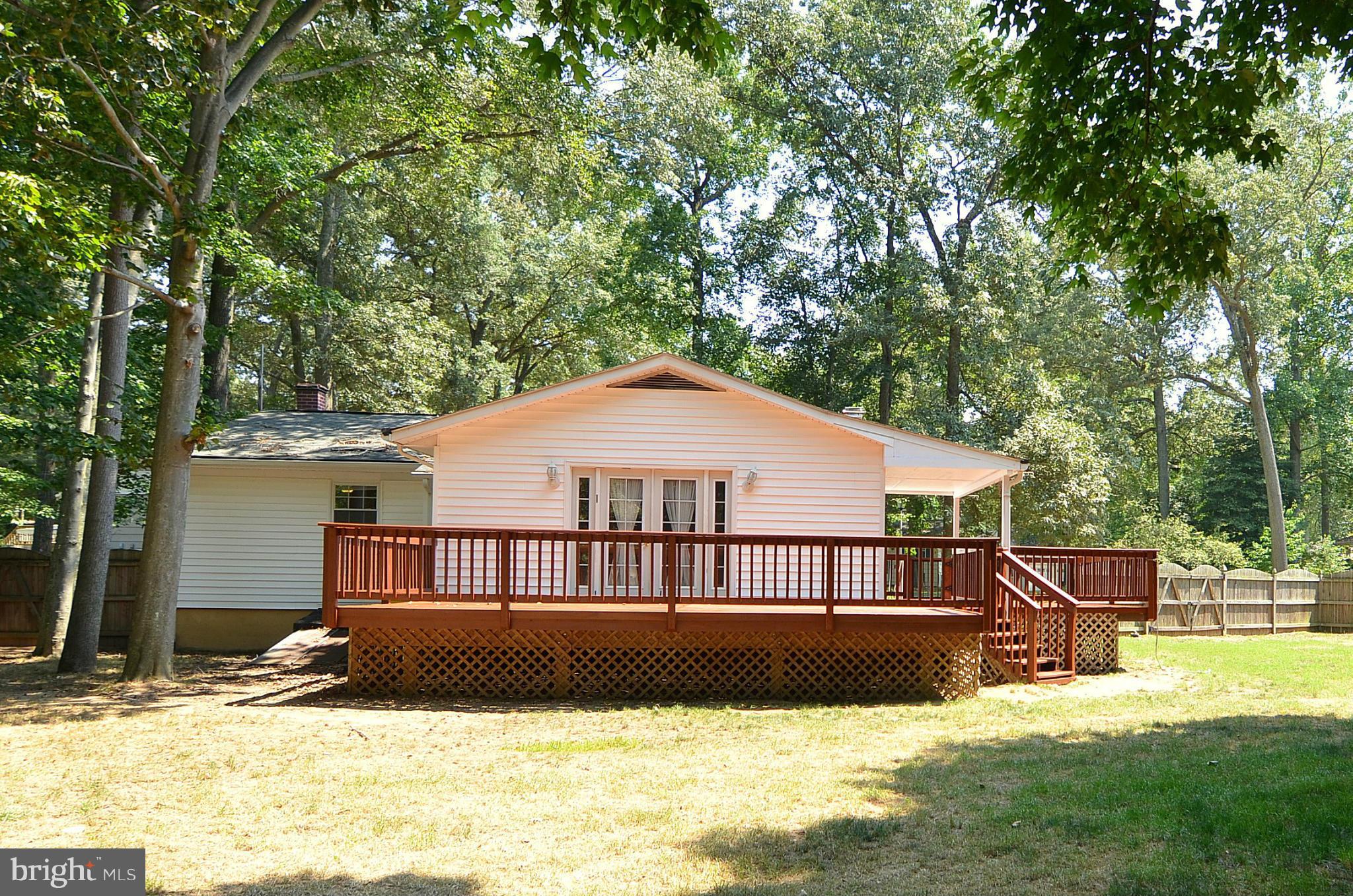 3750 Patuxent Manor Road Davidsonville, MD 21035 - Photo 26 of 30 Exterior (Rear)