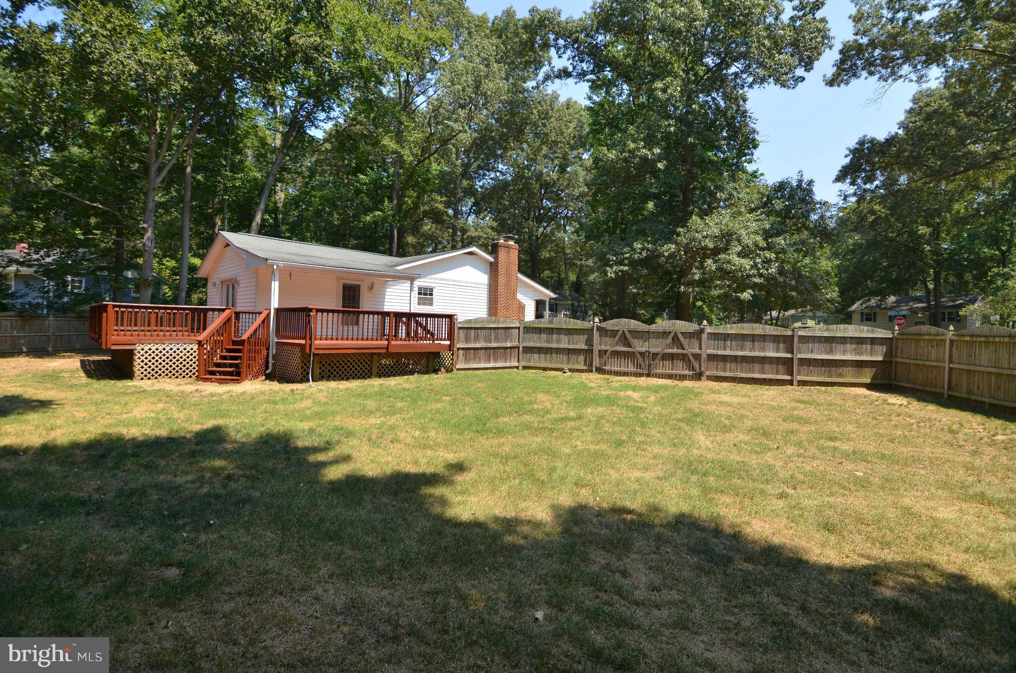 3750 Patuxent Manor Road Davidsonville, MD 21035 - Photo 28 of 30 Exterior (Rear)