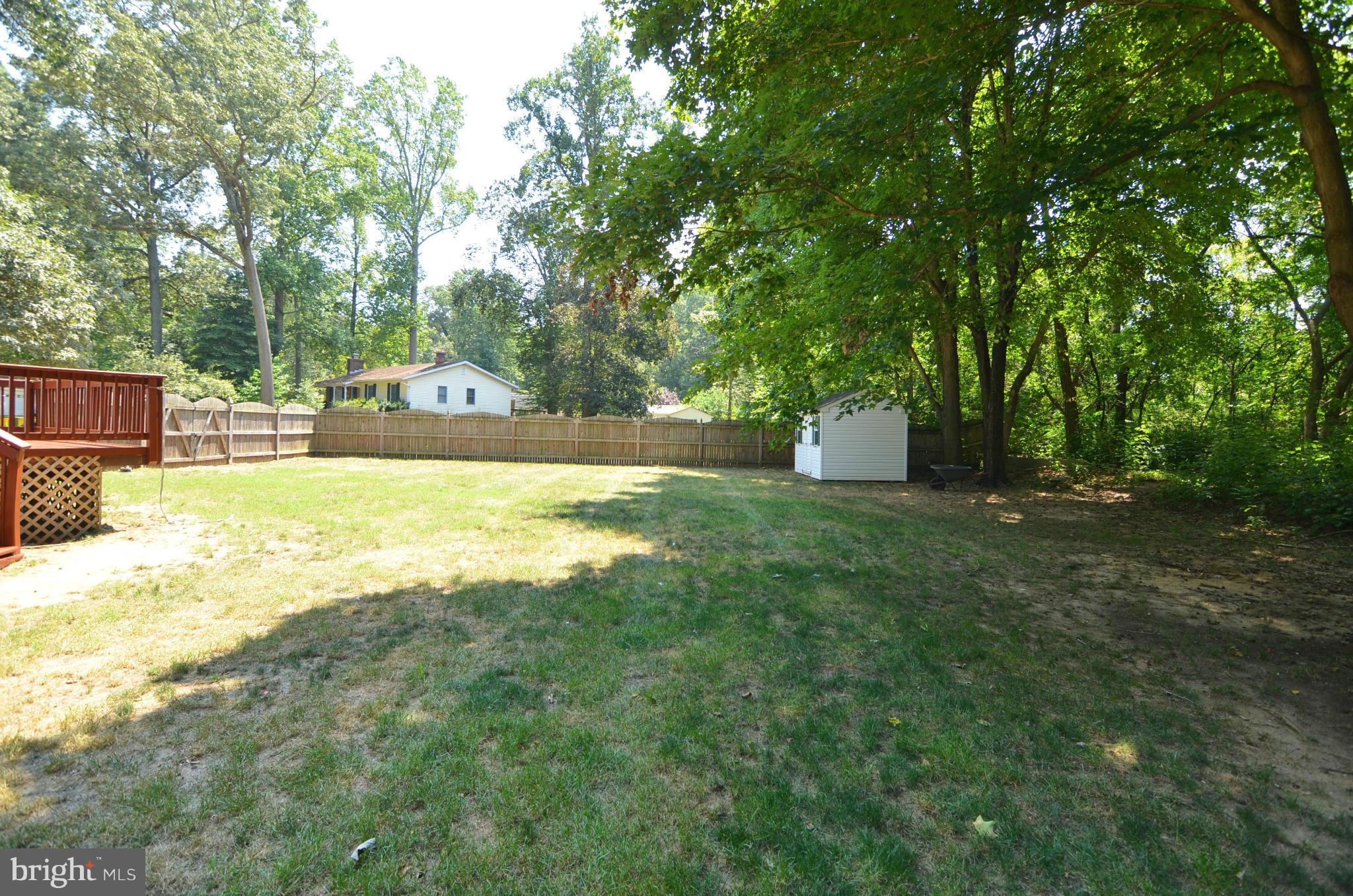 3750 Patuxent Manor Road Davidsonville, MD 21035 - Photo 29 of 30 Exterior (Rear)
