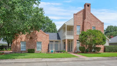 $399,999 | 206 Leicester Lane, Lafayette, LA 70508