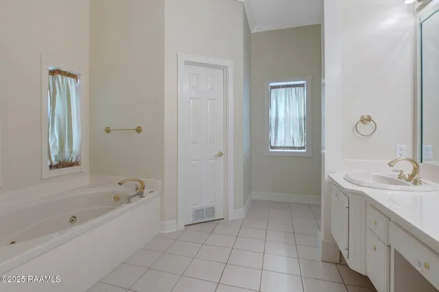 $399,999 | 206 Leicester Lane, Lafayette, LA 70508