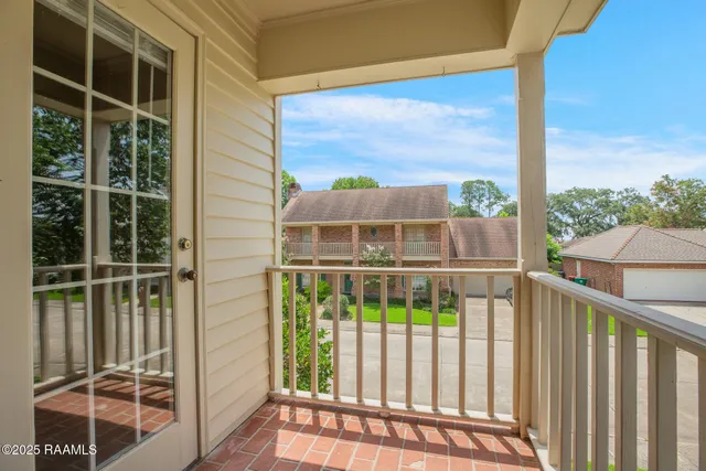 $399,999 | 206 Leicester Lane, Lafayette, LA 70508