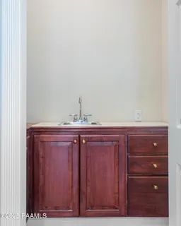 $399,999 | 206 Leicester Lane, Lafayette, LA 70508