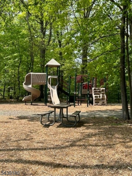 56 Highwood Road Denville, NJ 07834 - Photo 36 of 36