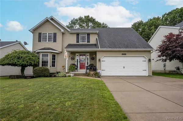 $419,900 | 4341 Arrowwood Drive, Hamburg, NY 14075