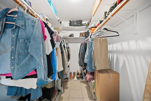 $450,000 | 216 Edgewood Drive, Fredericksburg, TX 78624