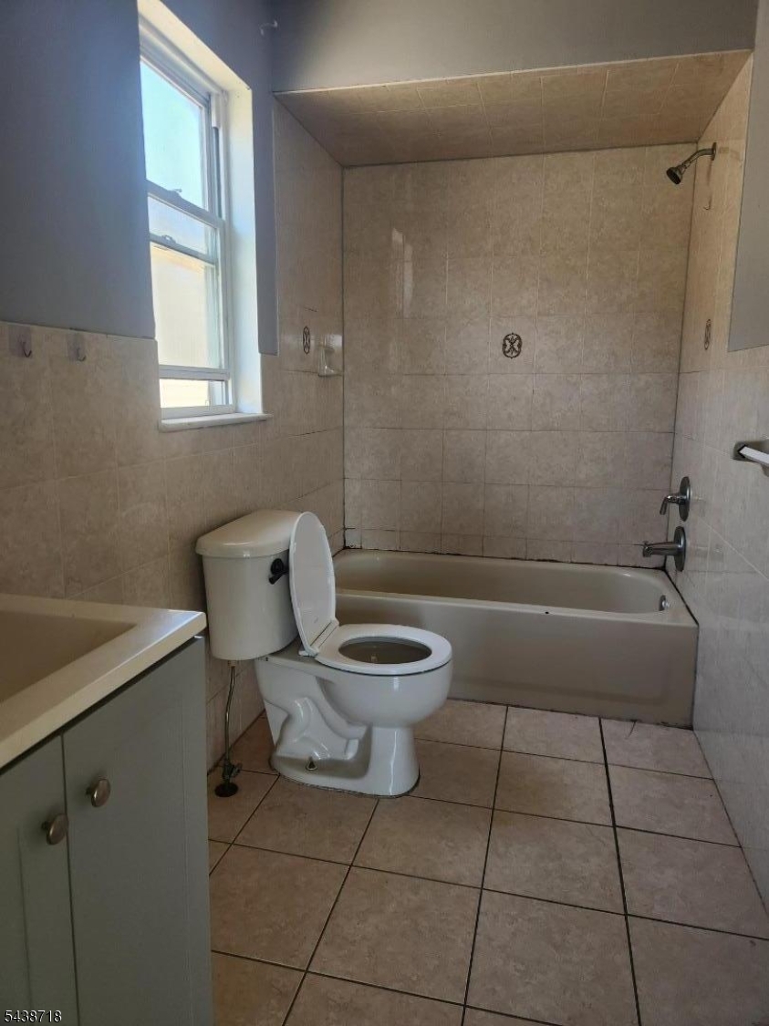 744 South 12th Street, Unit 2 Newark, NJ 07103 - Photo 6 of 8