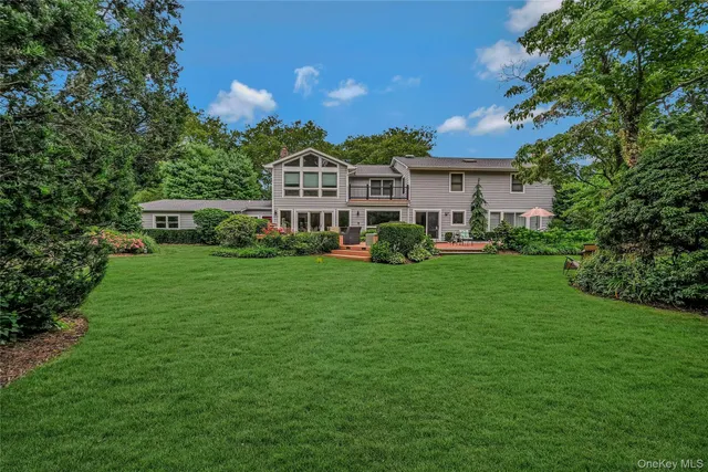 $1,499,000 | 30 Briarfield Lane, Huntington, NY 11743