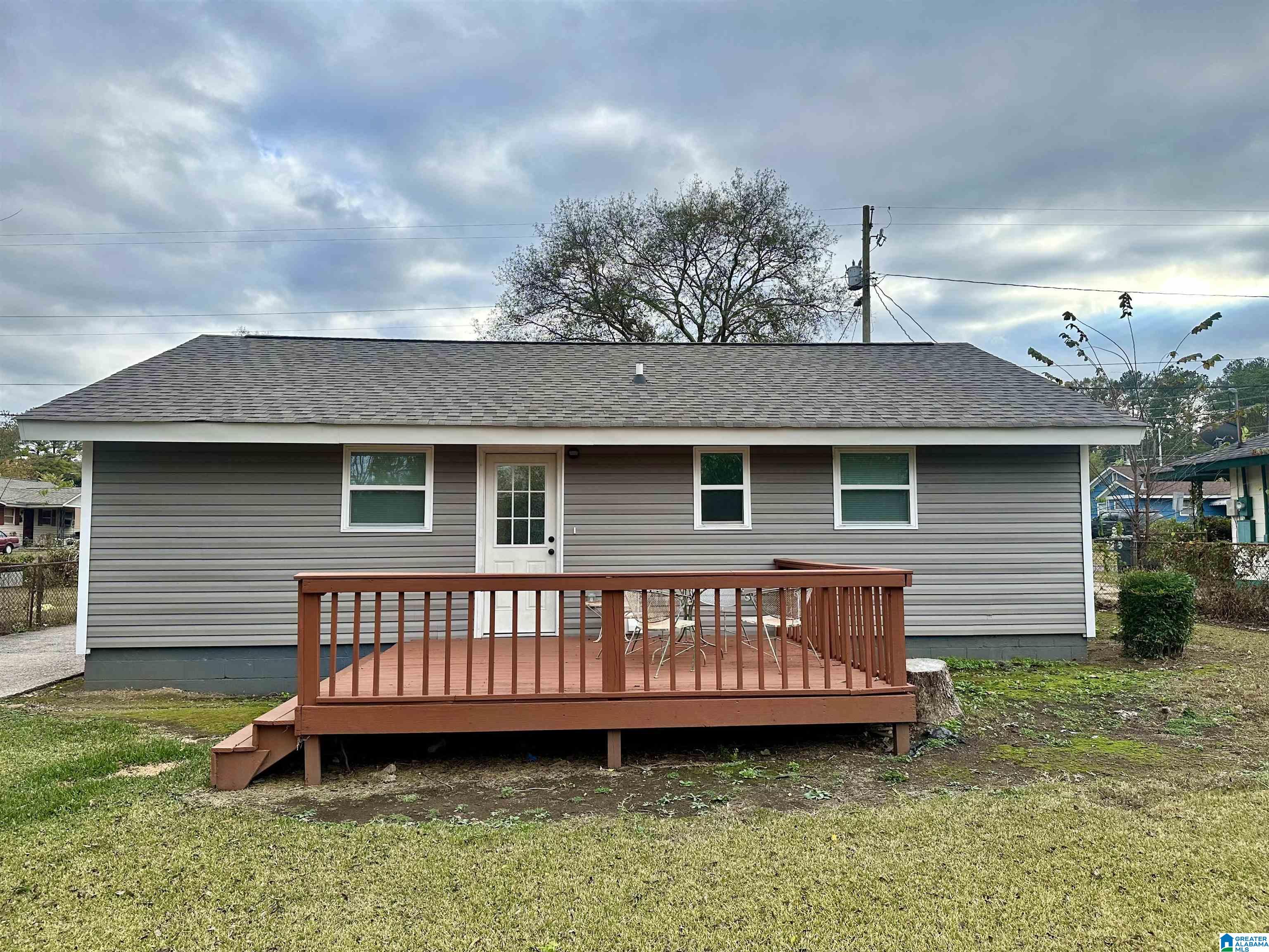 124 11th Avenue Southwest Birmingham, AL 35211 - Photo 2 of 19