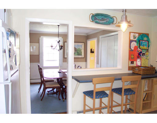 10 Eastview Road Hopkinton, MA 01748 - Photo 4 of 7 Gallery Image 4
