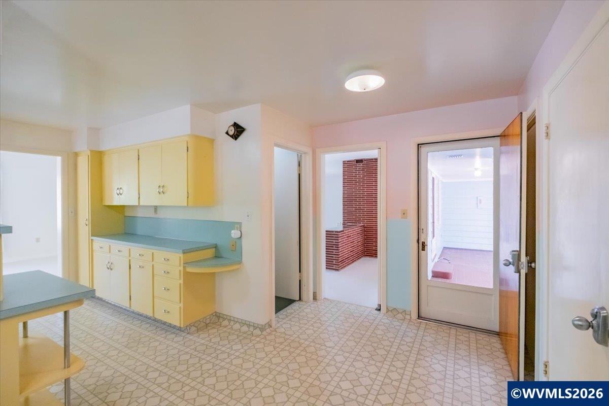 714 Southwest Ferry Street Albany, OR 97321 - Photo 15 of 35 Gallery Image 15