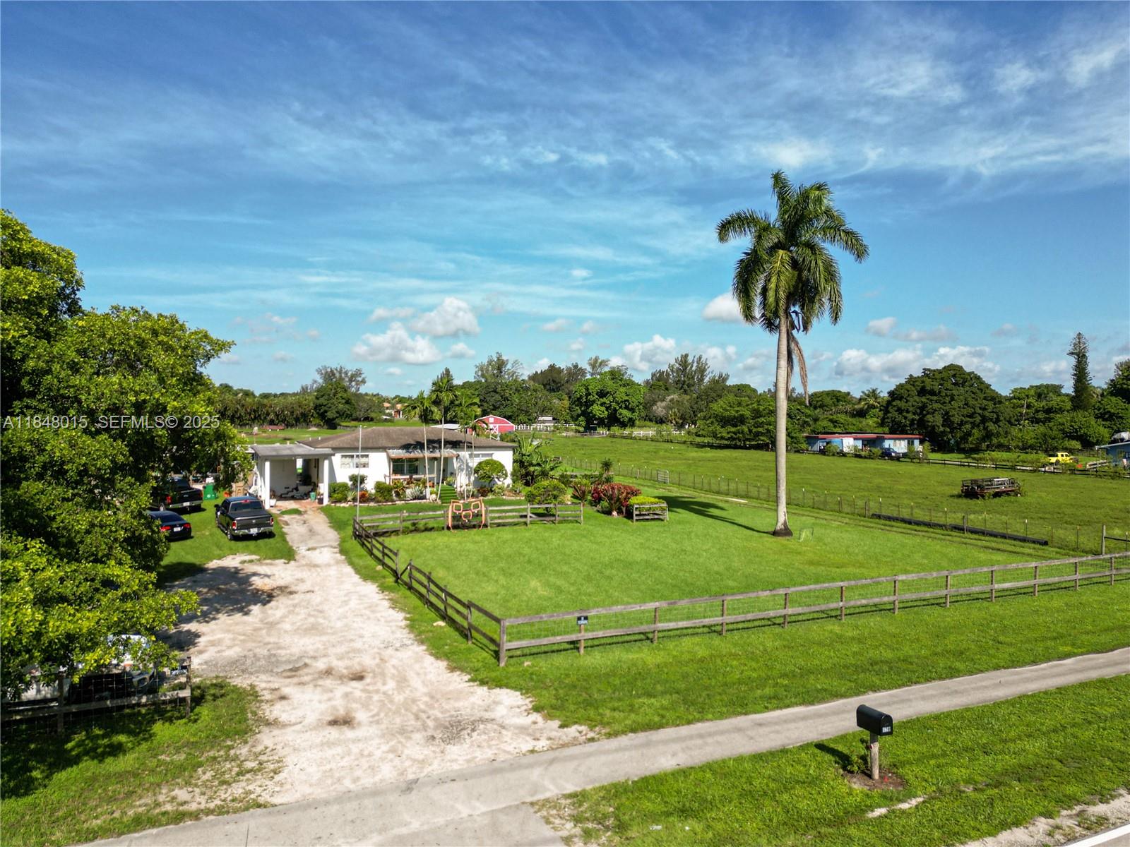 1921 Southwest 112th Avenue Davie, FL 33325 - Photo 16 of 27