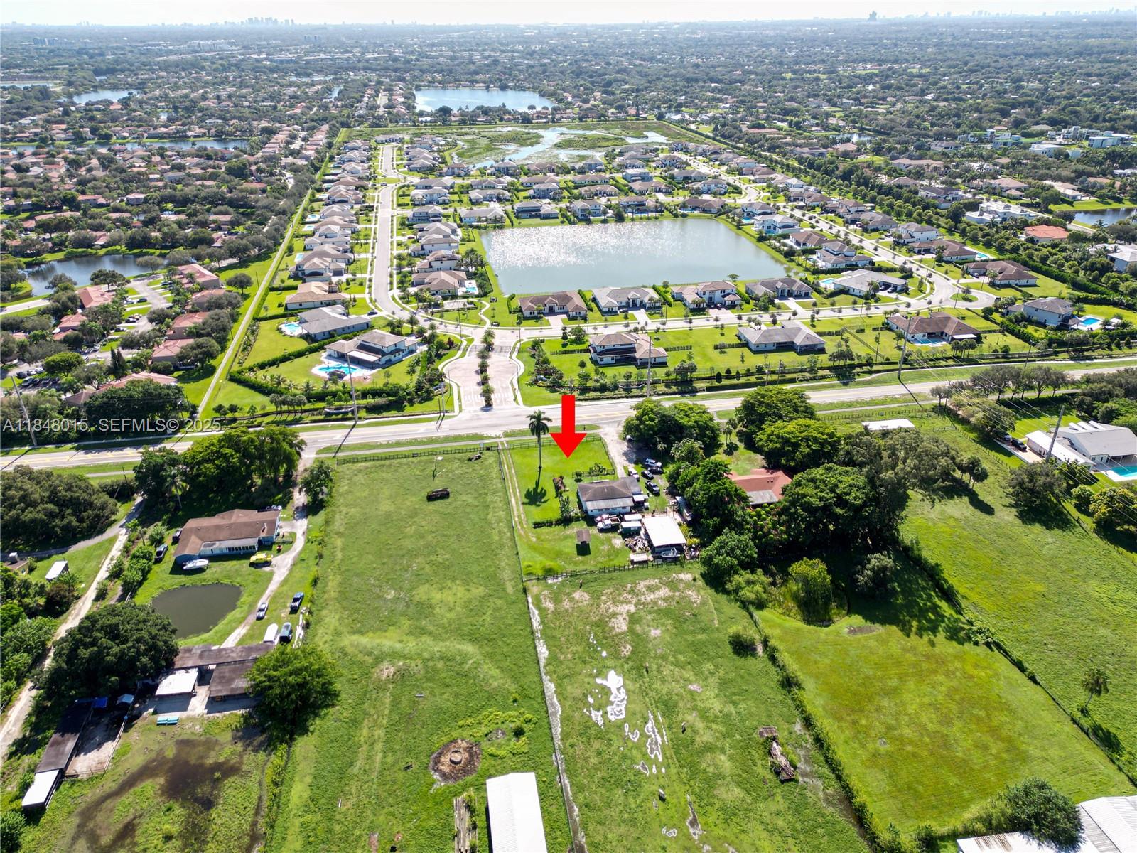 1921 Southwest 112th Avenue Davie, FL 33325 - Photo 4 of 27