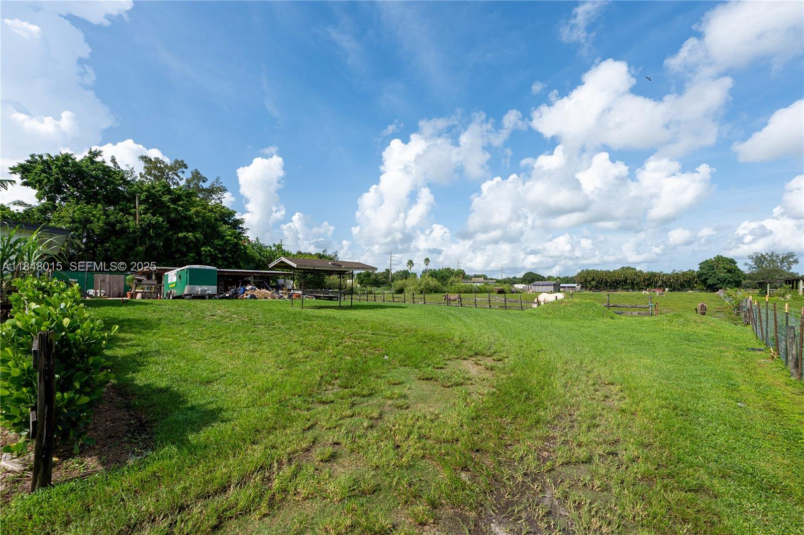 1921 Southwest 112th Avenue Davie, FL 33325 - Photo 9 of 27