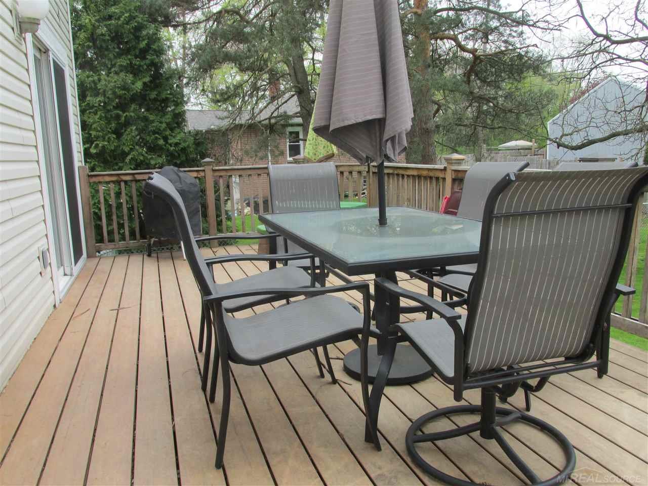 3358 Melvin Avenue Rochester Hills, MI 48307 - Photo 14 of 15