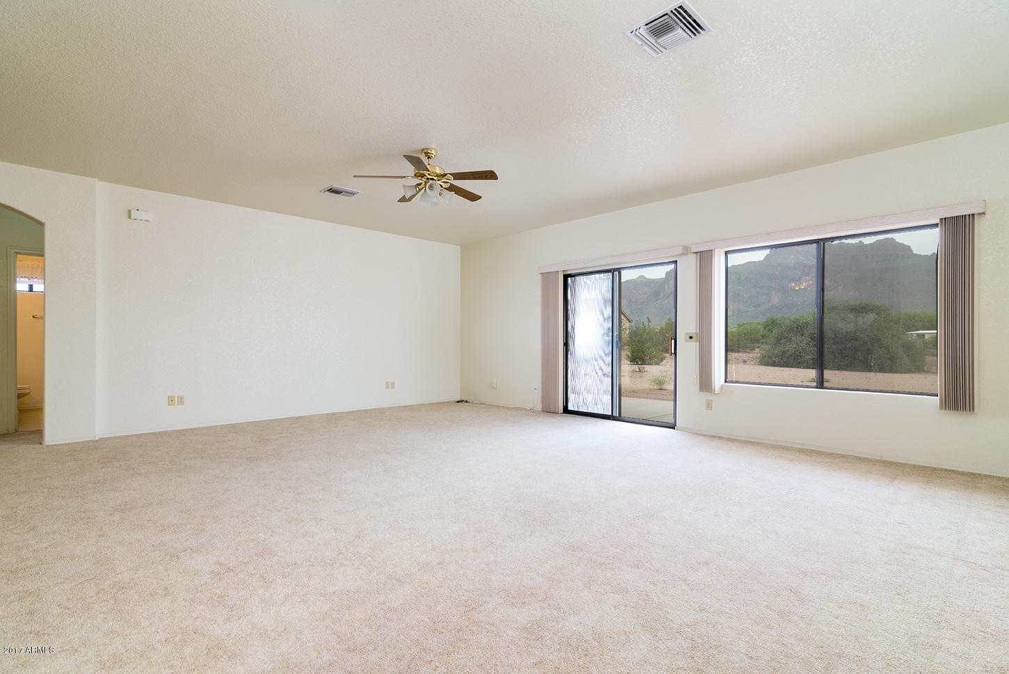 715 South Moon Road Apache Junction, AZ 85119 - Photo 3 of 30 DSC_0029