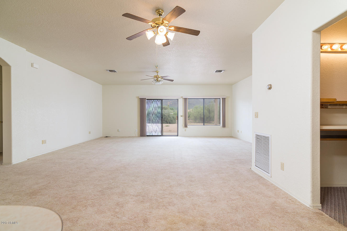715 South Moon Road Apache Junction, AZ 85119 - Photo 7 of 30 DSC_0042