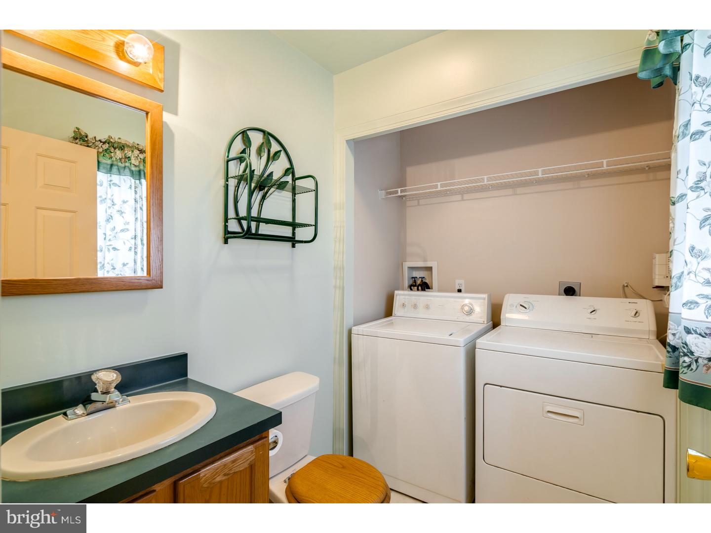 37 Islet Road Levittown, PA 19057 - Photo 13 of 24 Laundry Room