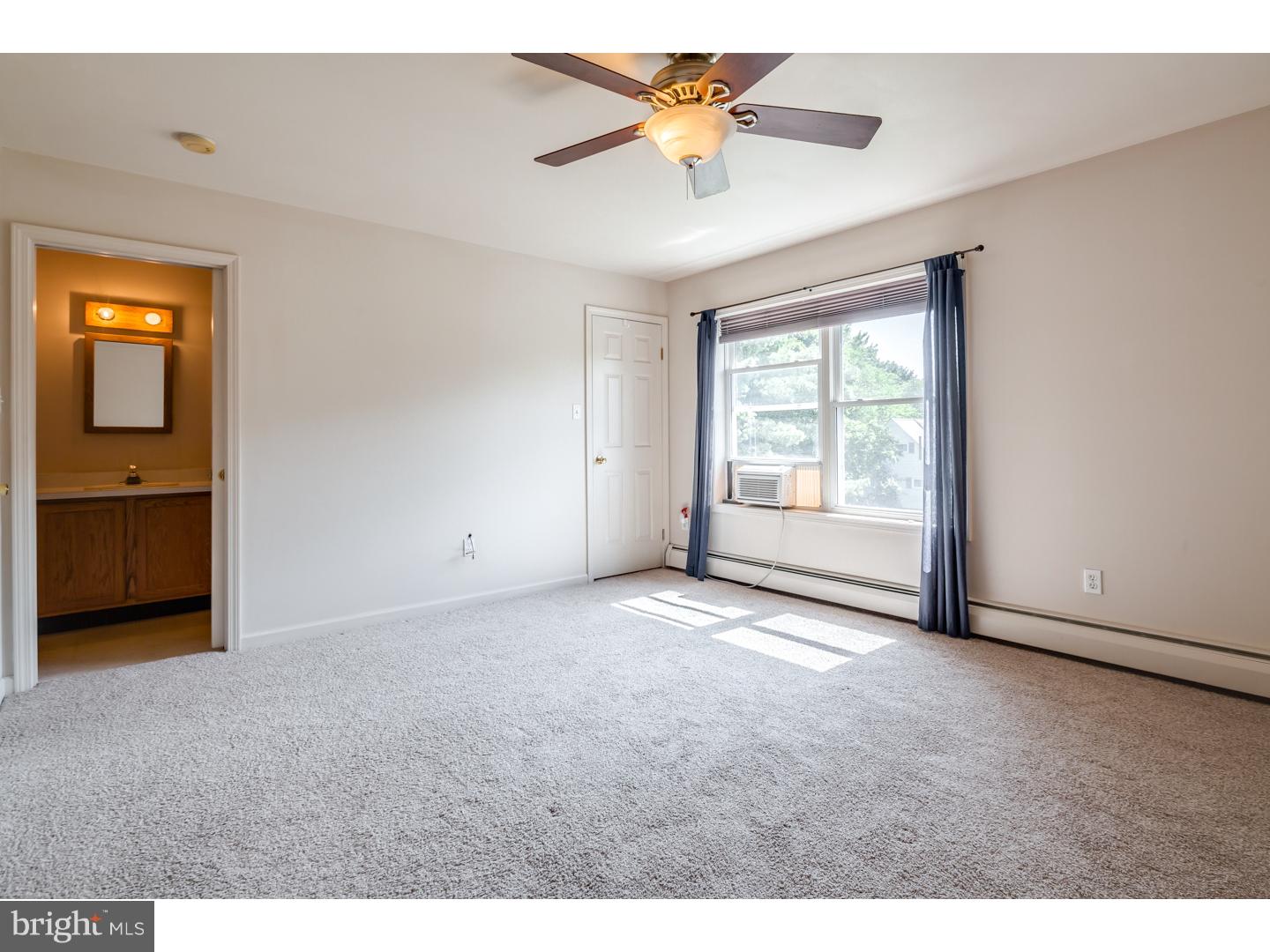 37 Islet Road Levittown, PA 19057 - Photo 15 of 24 Master Bedroom