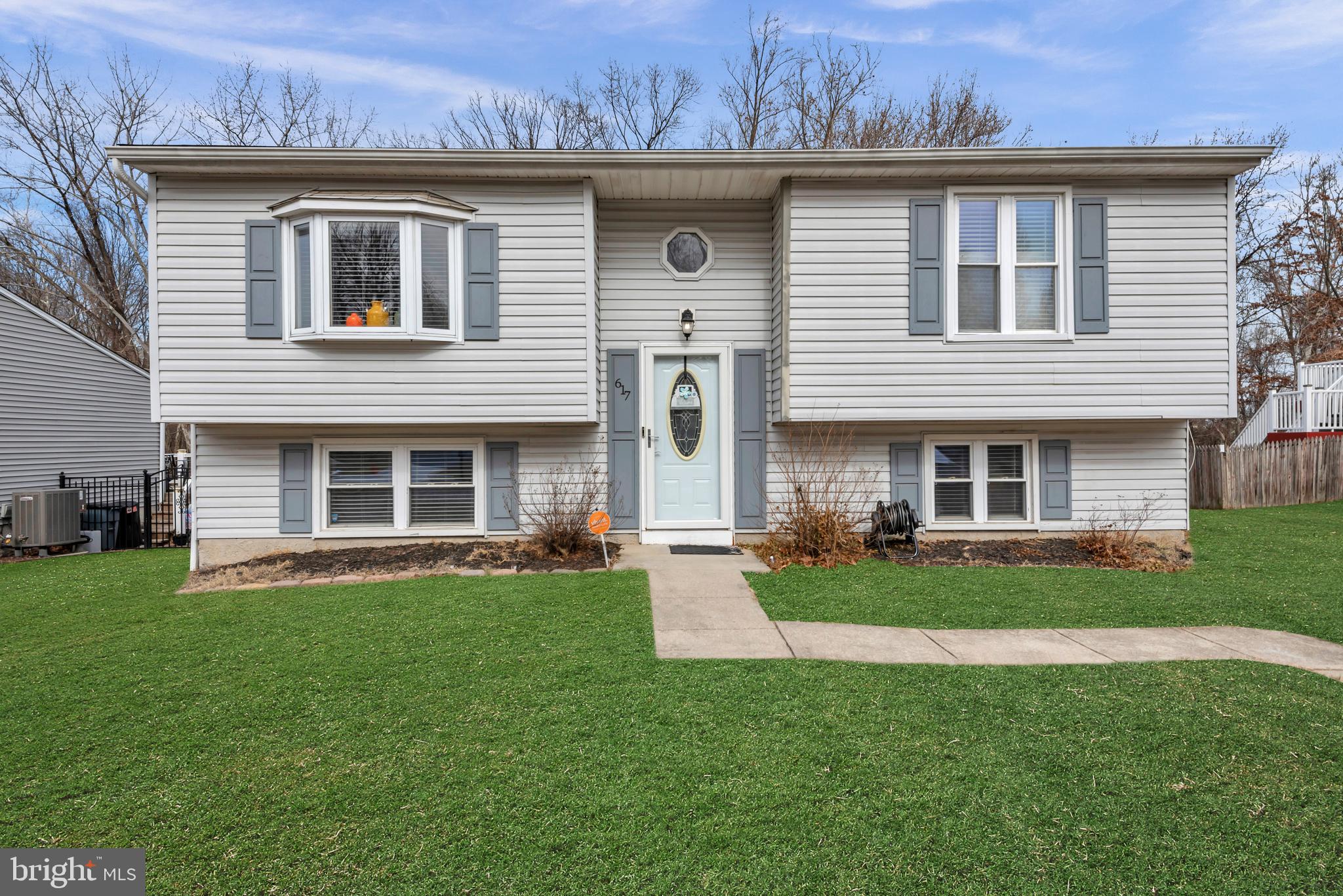 617 Fuselage Avenue Baltimore, MD 21221 - Photo 1 of 37 Gallery Image 1