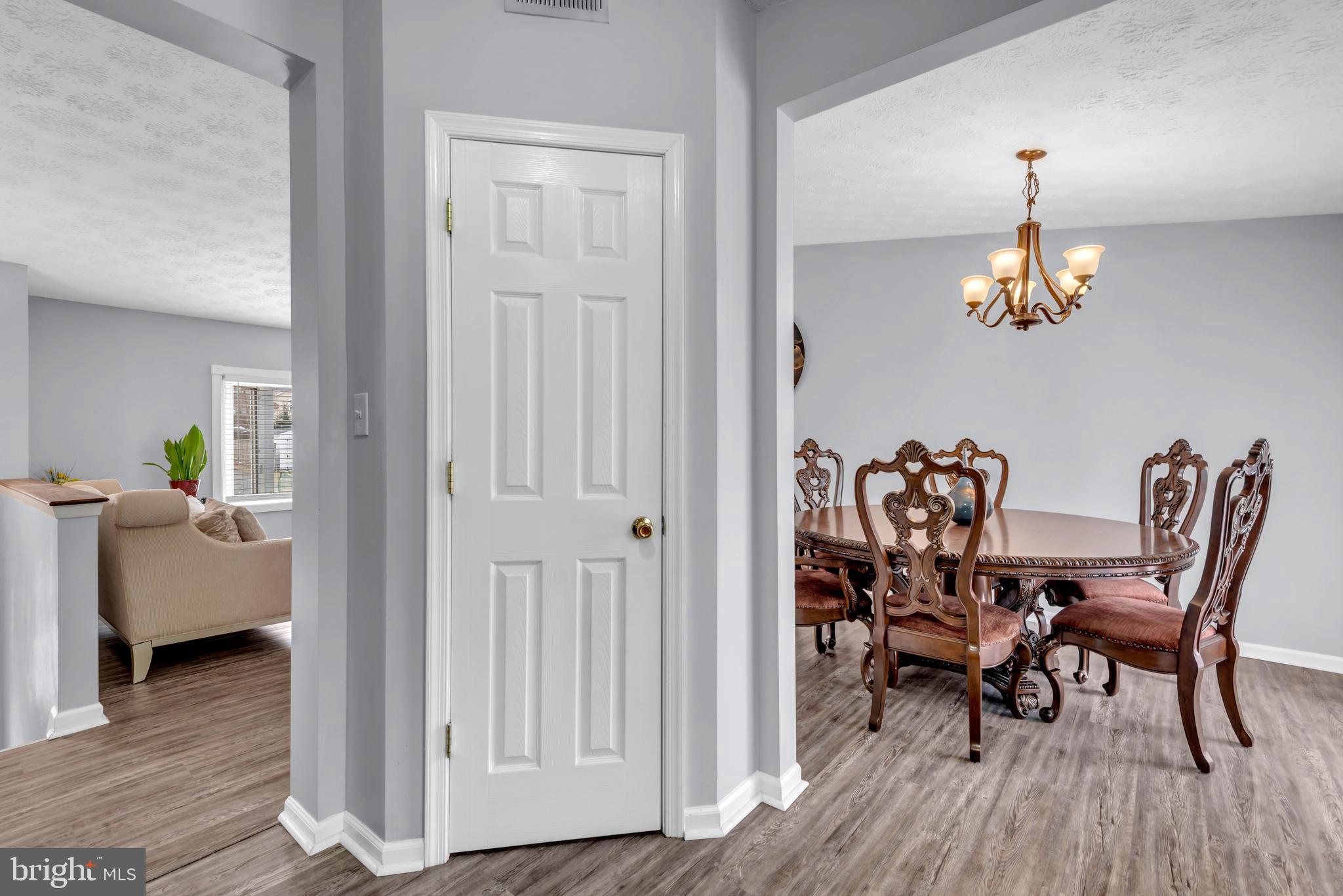 617 Fuselage Avenue Baltimore, MD 21221 - Photo 12 of 37 Kitchen & Dining Area View