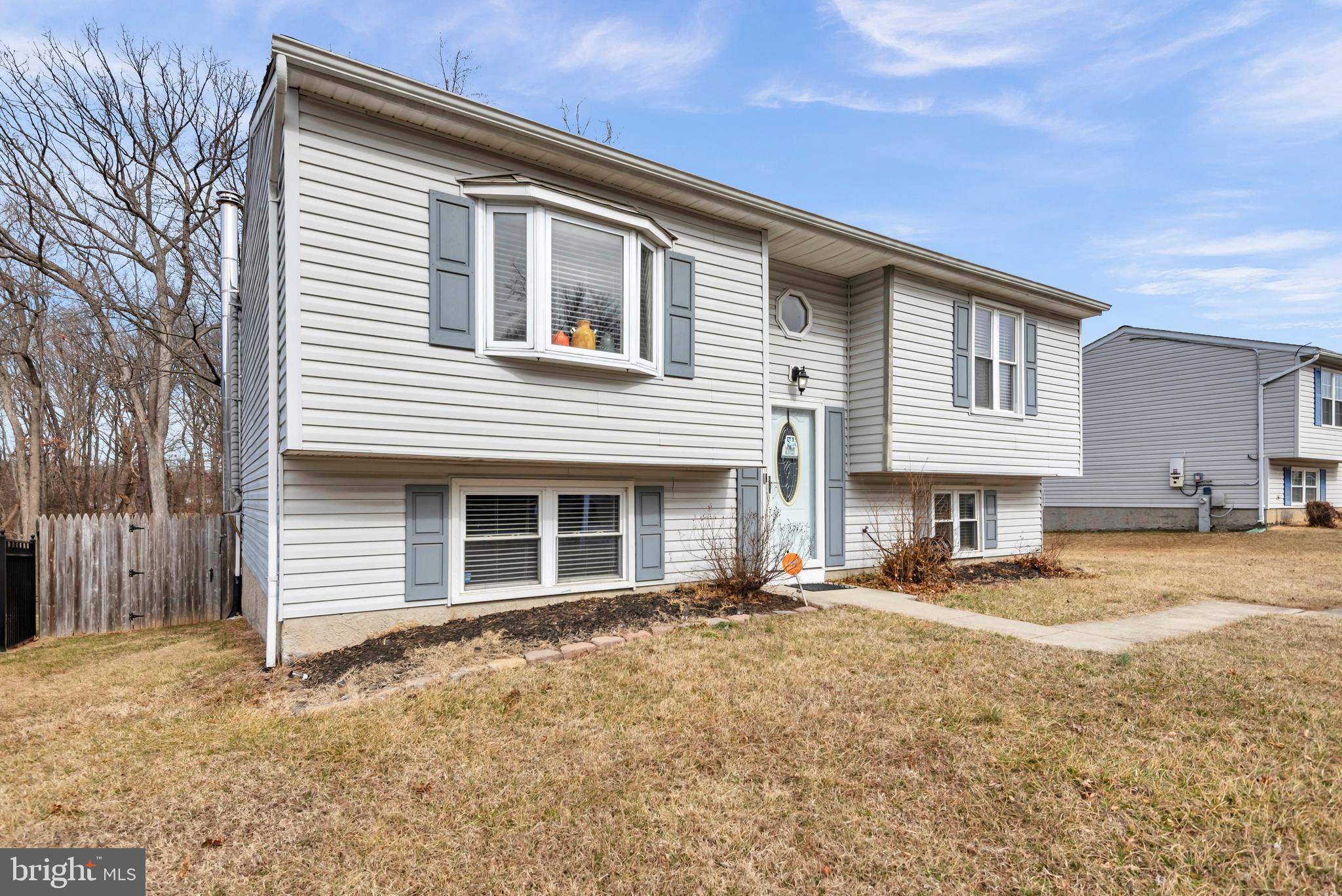 617 Fuselage Avenue Baltimore, MD 21221 - Photo 33 of 37 Exterior View 1