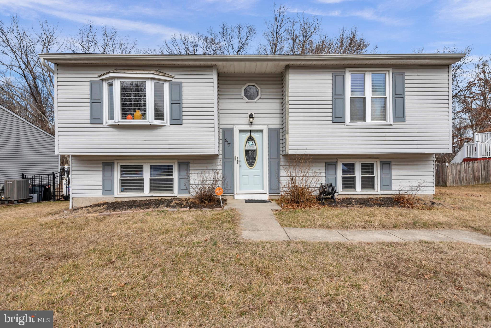 617 Fuselage Avenue Baltimore, MD 21221 - Photo 34 of 37 Exterior View 2