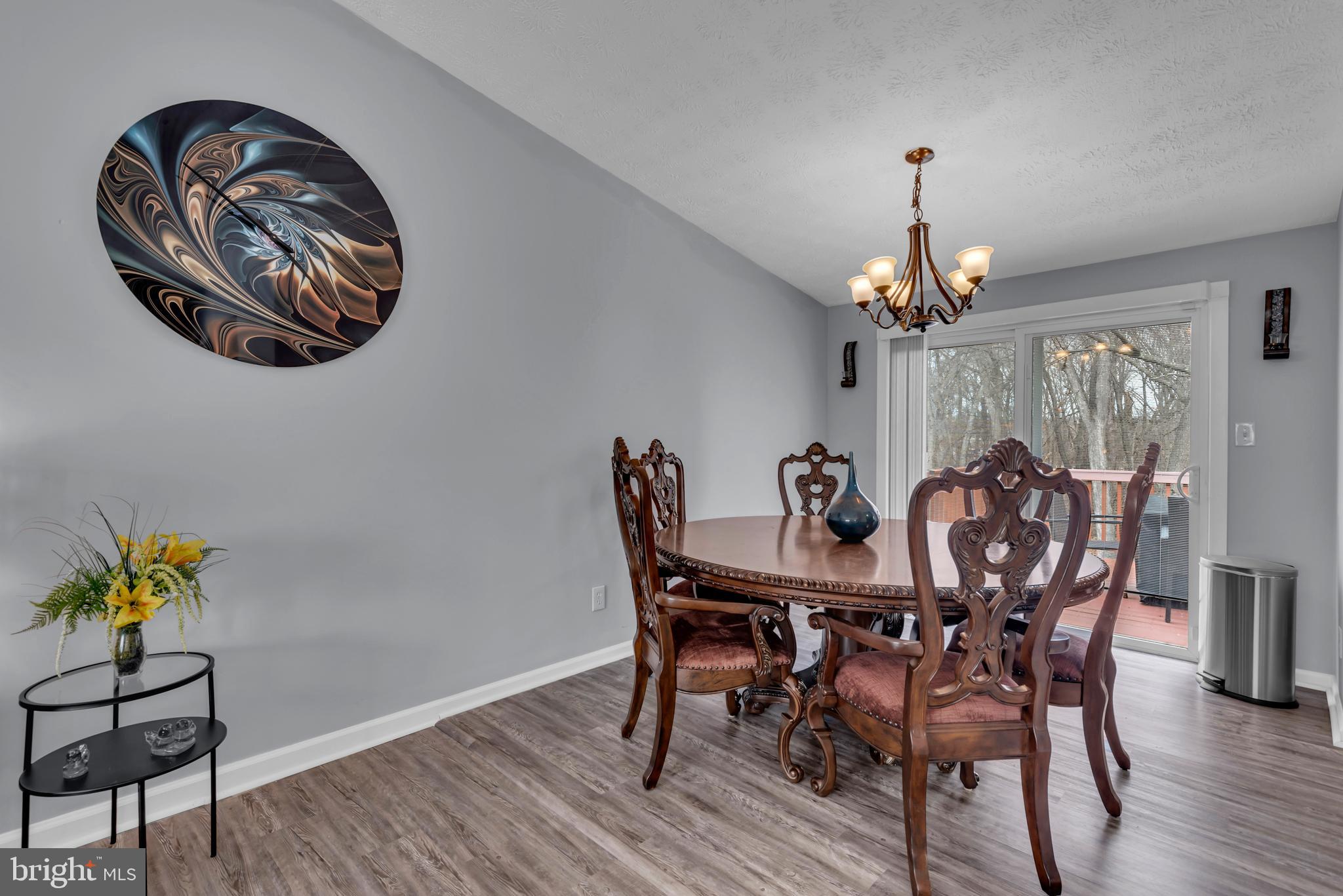 617 Fuselage Avenue Baltimore, MD 21221 - Photo 7 of 37 Dining Room
