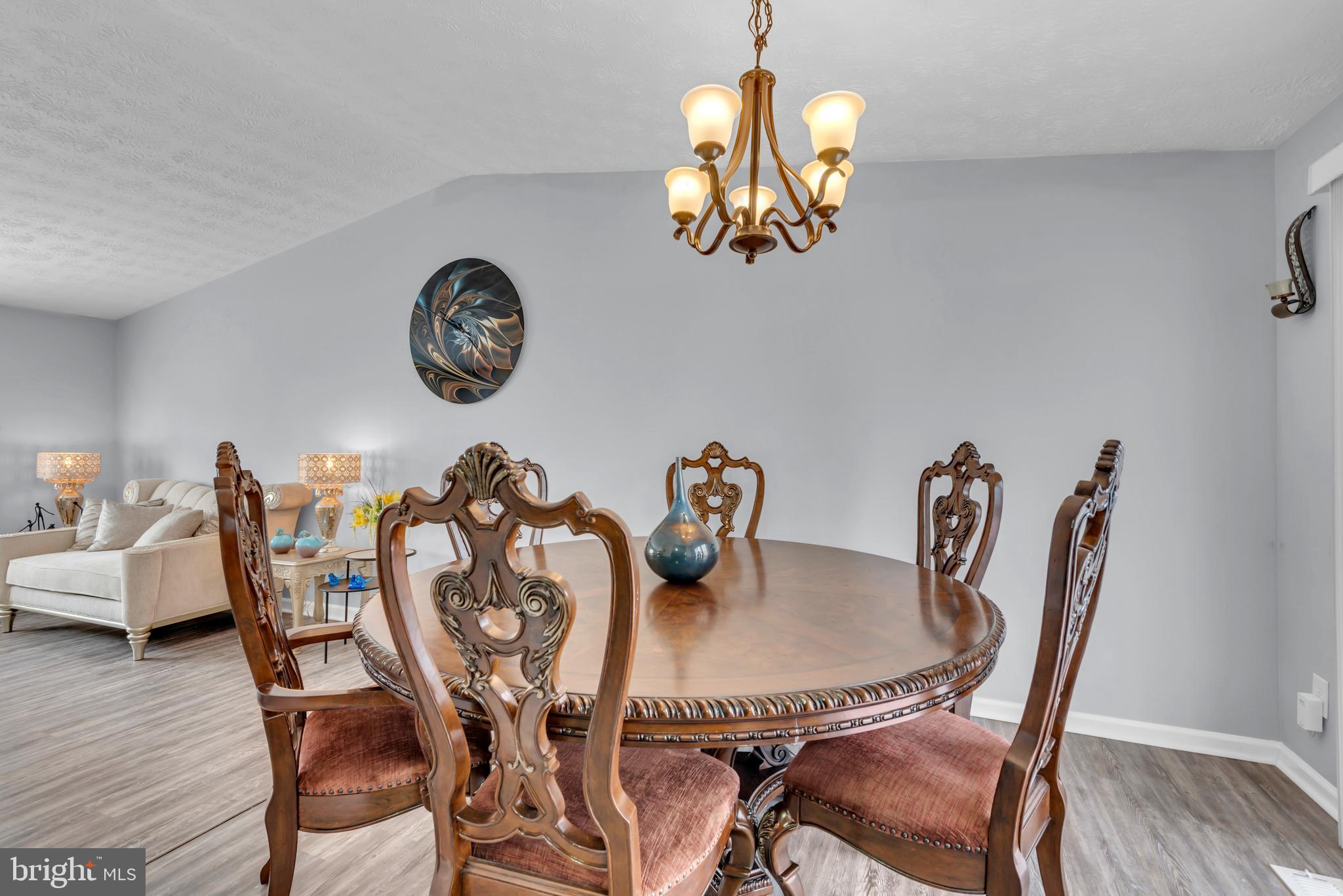 617 Fuselage Avenue Baltimore, MD 21221 - Photo 8 of 37 Dining Area