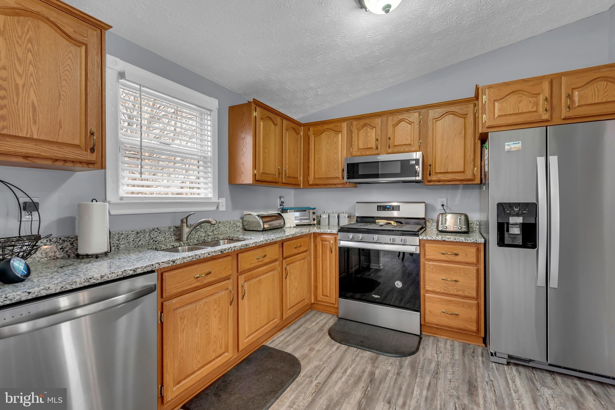 617 Fuselage Avenue Baltimore, MD 21221 - Photo 9 of 37 Kitchen View 1