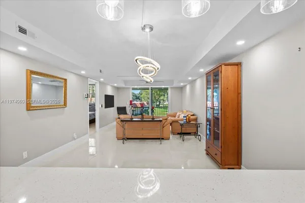 $2,500 | 811 South Hollybrook Drive, Unit 208, Pembroke Pines, FL 33025