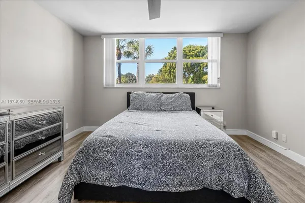 $2,500 | 811 South Hollybrook Drive, Unit 208, Pembroke Pines, FL 33025